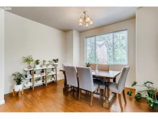 Photo #4: 20170323 Listing 