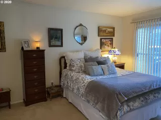 Photo #4: 20171707 Listing