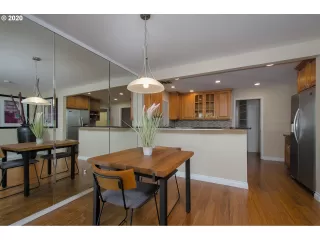 Photo #6: 20172210 Listing