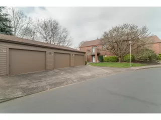 Photo #2: 20173476 Listing