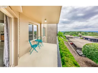 Photo #3: 20174340 Listing