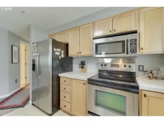 Photo #1: 20174467 Listing