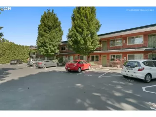 Photo #1: 20175554 Listing