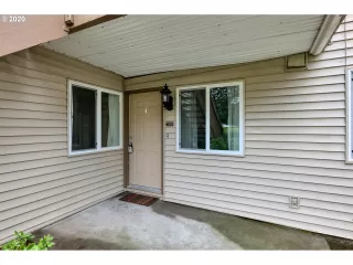 Photo #2: 20176408 Listing 