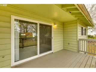 Photo #4: 20177329 Listing