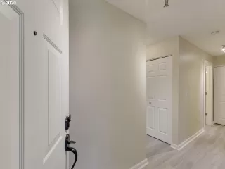 Photo #1: 20178568 Listing