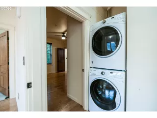 Photo #2: 20178771 Listing