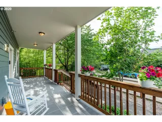 Photo #4: 20178771 Listing