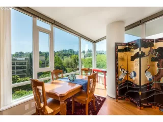 Photo #5: 20182133 Listing