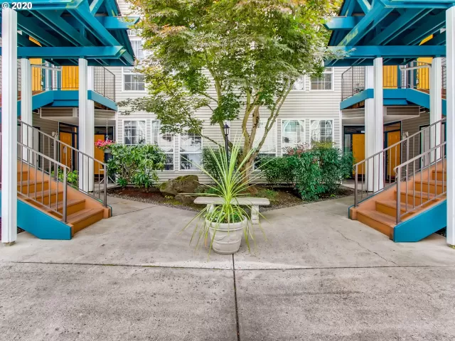 MLS: 20182263 Condo For Sale