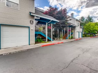 Photo #1: 20182263 Listing