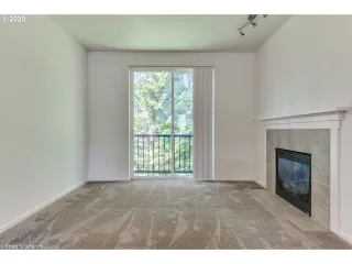 Photo #1: 20183957 Listing