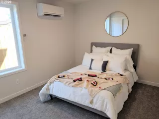 Photo #5: 20184206 Listing 