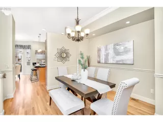 Photo #4: 20184230 Listing