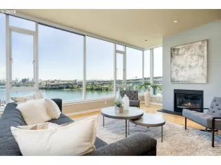 Photo #4: 20185576 Listing 