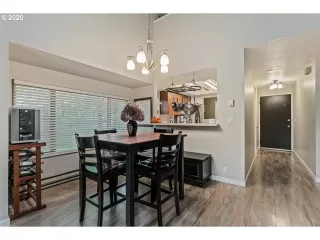 Photo #5: 20186076 Listing