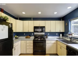 Photo #5: 20186815 Listing