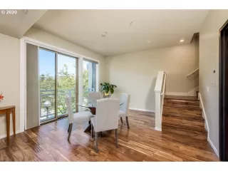 Photo #1: 20186937 Listing