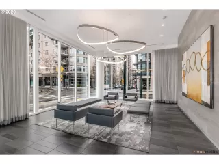 Photo #6: 20187481 Listing