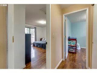Photo #6: 20187503 Listing