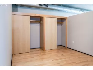 Photo #4: 20187971 Listing 