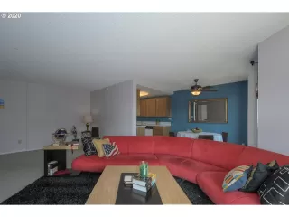 Photo #3: 20188107 Listing