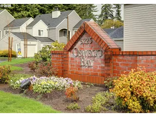 Photo #1: 20188227 Listing