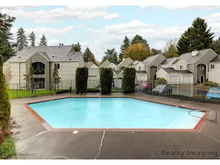 Photo #2: 20188227 Listing