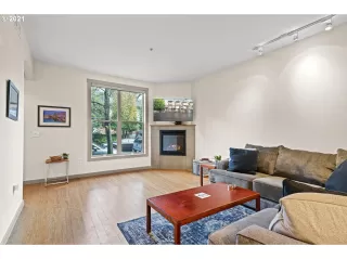 Photo #3: 20189469 Listing 