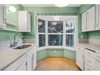 Photo #4: 20190357 Listing