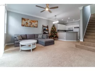 Photo #3: 20190612 Listing