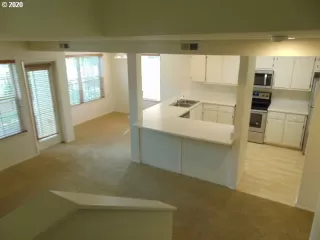 Photo #6: 20190747 Listing