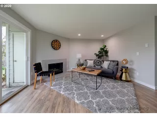 Photo #3: 20190801 Listing