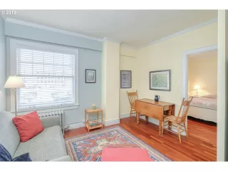 Photo #4: 20191307 Listing