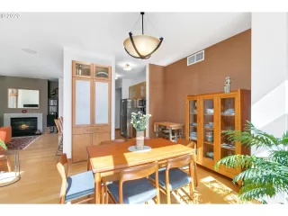 Photo #4: 20191421 Listing