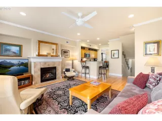 Photo #2: 20193020 Listing 