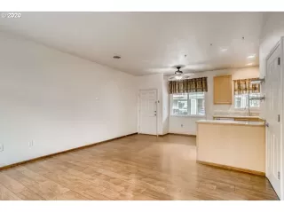 Photo #3: 20193024 Listing