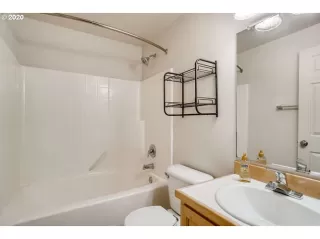 Photo #4: 20193024 Listing