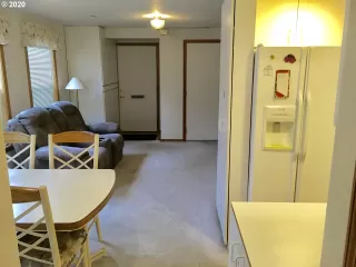 Photo #1: 20193579 Listing