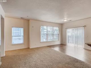 Photo #2: 20193741 Listing 