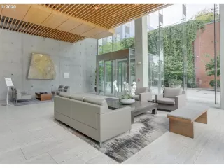 Photo #2: 20194460 Listing 