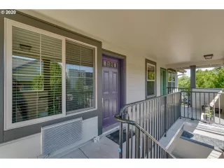 Photo #2: 20194803 Listing