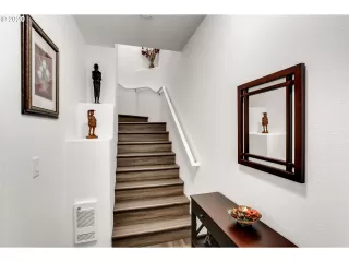 Photo #2: 20194827 Listing 