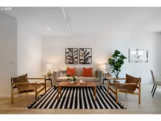 Photo #5: 20195321 Listing 