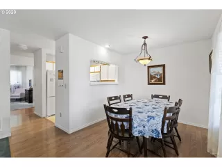 Photo #3: 20198587 Listing