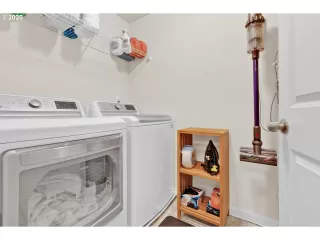 Photo #1: 20198795 Listing 