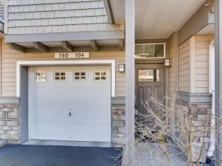 Photo #1: 20198840 Listing 