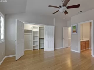 Photo #2: 20199231 Listing