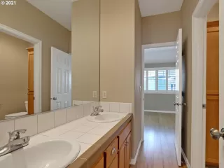 Photo #3: 20199231 Listing