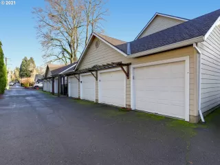 Photo #6: 20199231 Listing